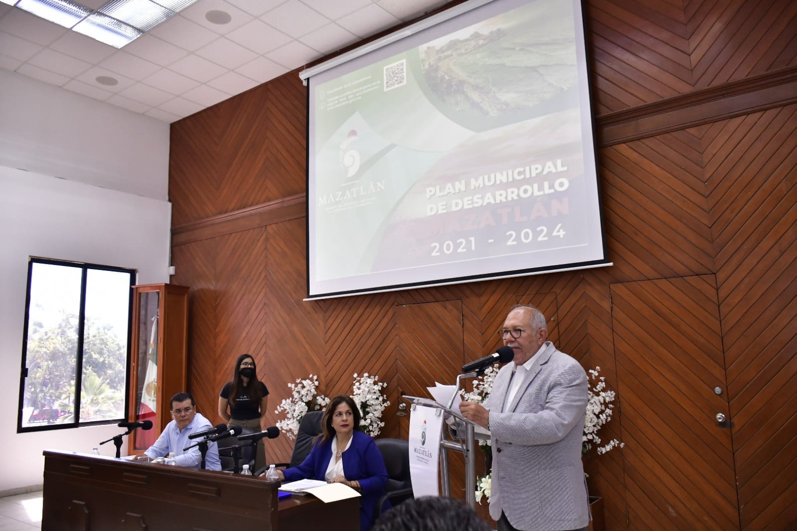 Químico Benitez presenta Plan Municipal de Desarrollo Mazatlán 2021-2024