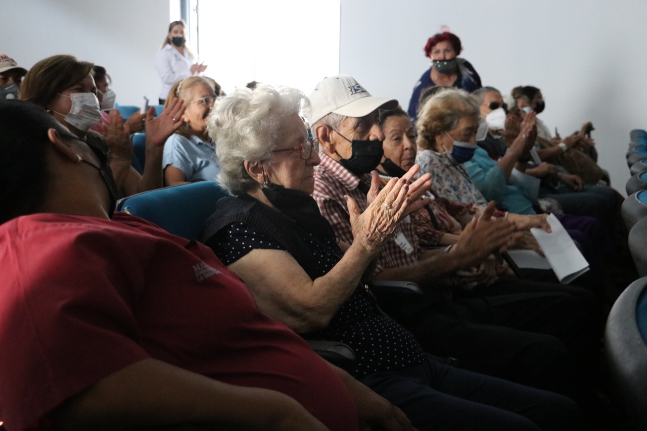 Sistema DIF Mazatlán y Gobierno Municipal inician festejos en el marco del “Día del Adulto Mayor”