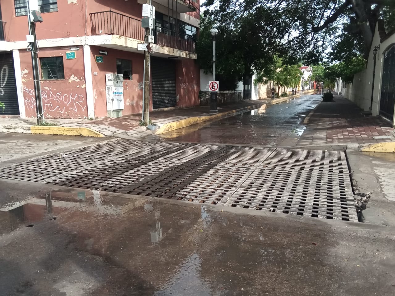 Activa Servicios Públicos operativo de limpieza en la ciudad por lluvias registradas en la madrugada