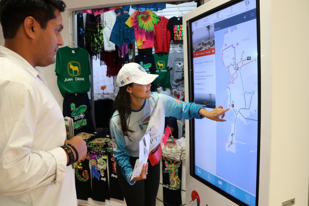 CAPTA Mazatlán recibe a turistas del crucero “Carnival Panorama”