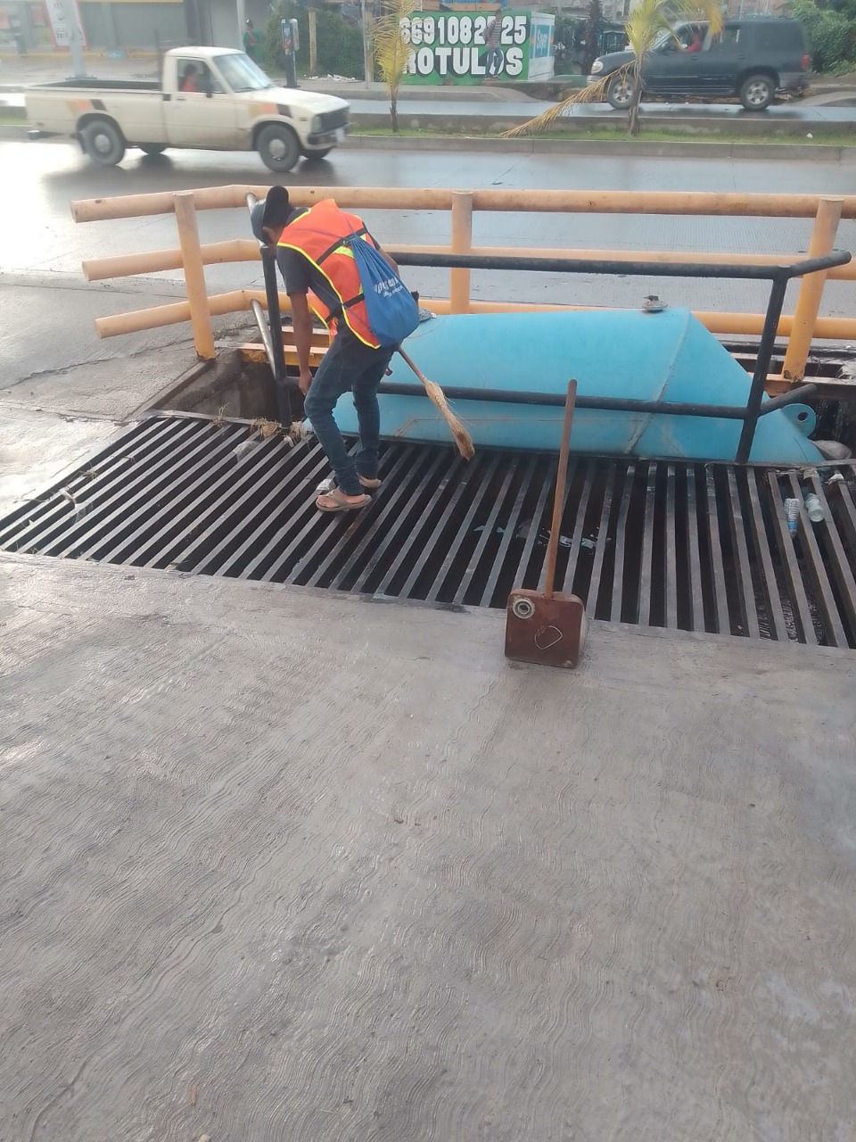 Servicios Públicos retira 8 toneladas de basura en operativo de limpieza tras lluvias registradas