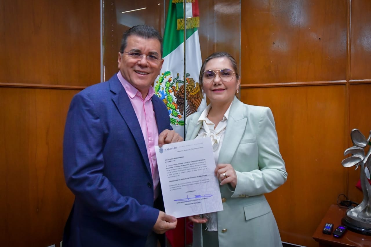Toma protesta nueva directora de Servicios Médicos Municipales