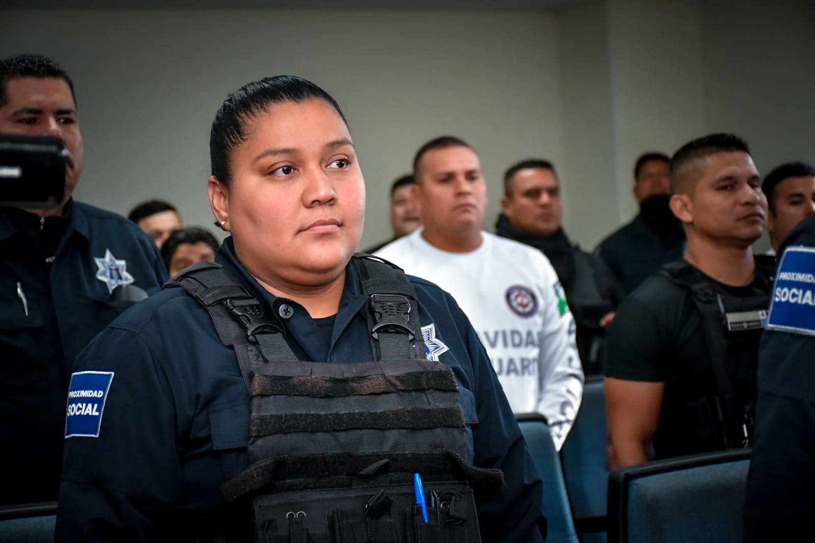Visita Edgar González a elementos que buscan ascensos a policía tercero operativo, en la SSPyTM