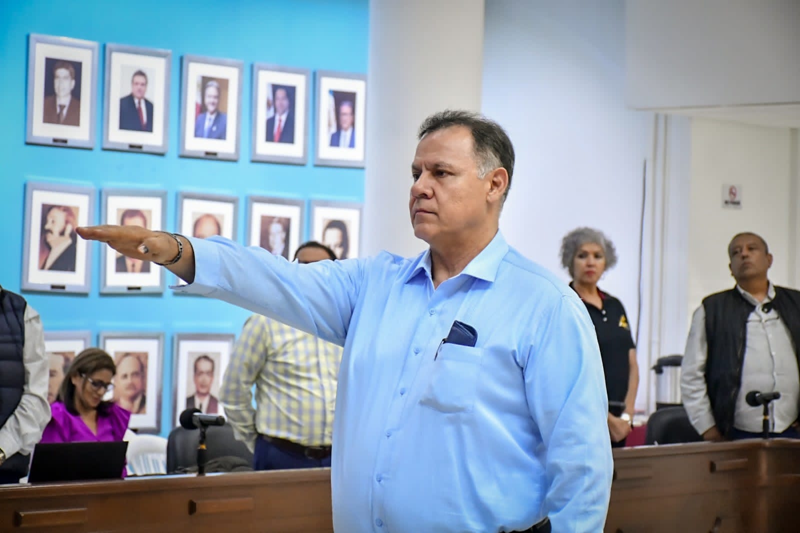 Toma protesta nuevo integrante del Consejo de Administración de Acuario Mazatlán