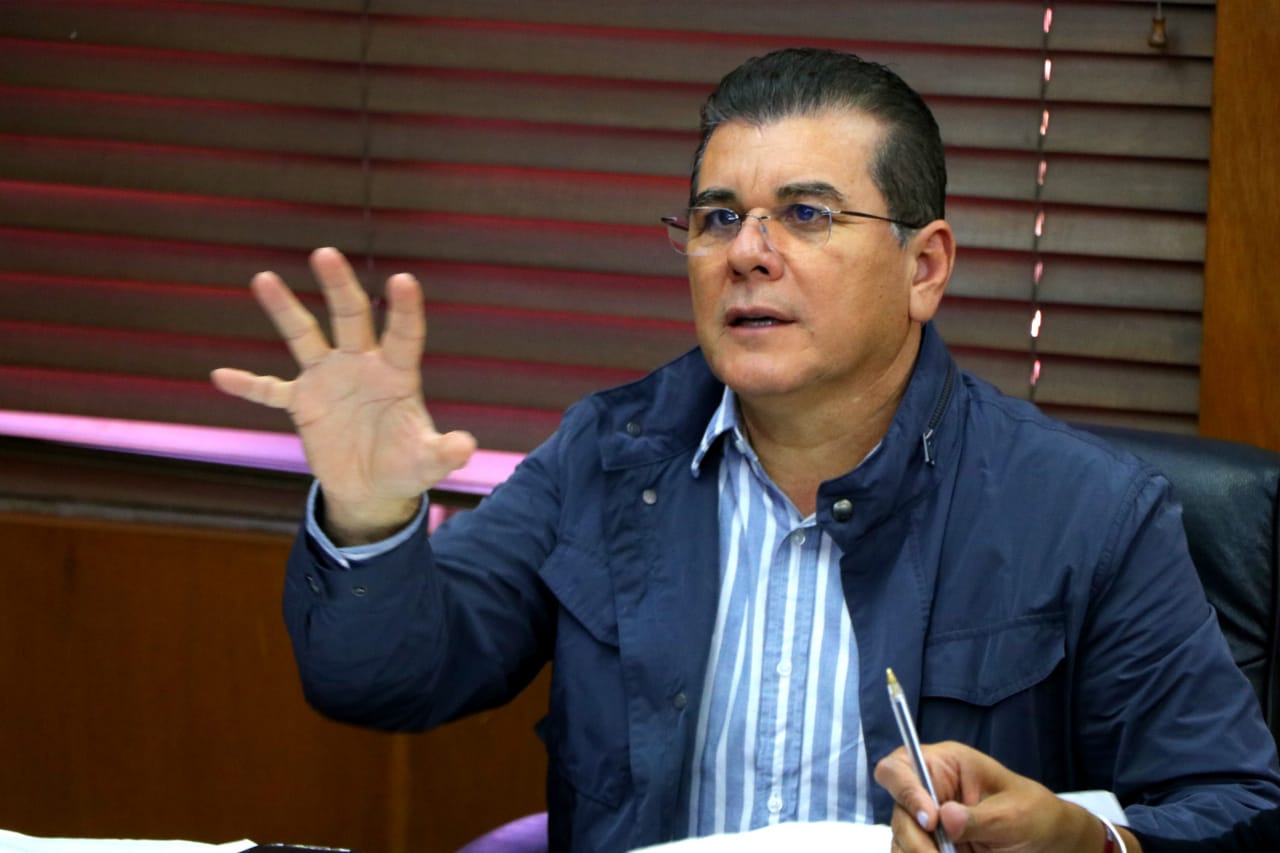 Gobierno Municipal busca la certeza jurídica de vecinos de colonia Los Pinos, en Mármol.