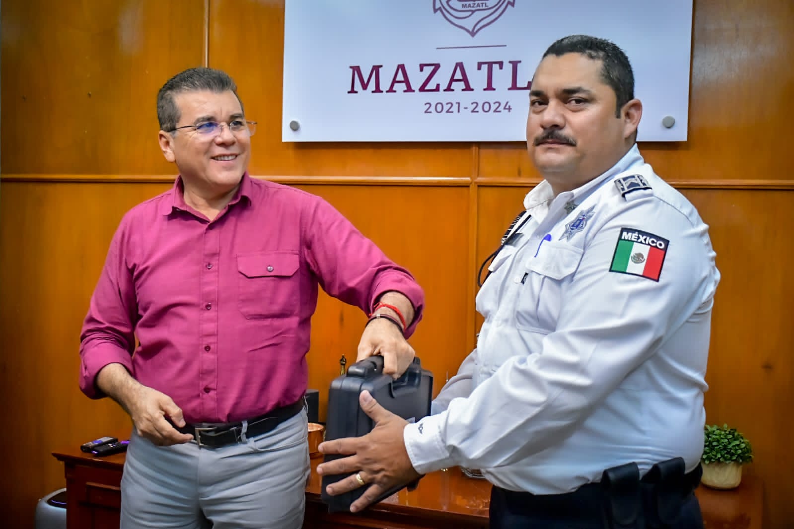 FISAC reforzará con Gobierno Municipal el conocimiento y entrenamiento de la policía de Mazatlán.