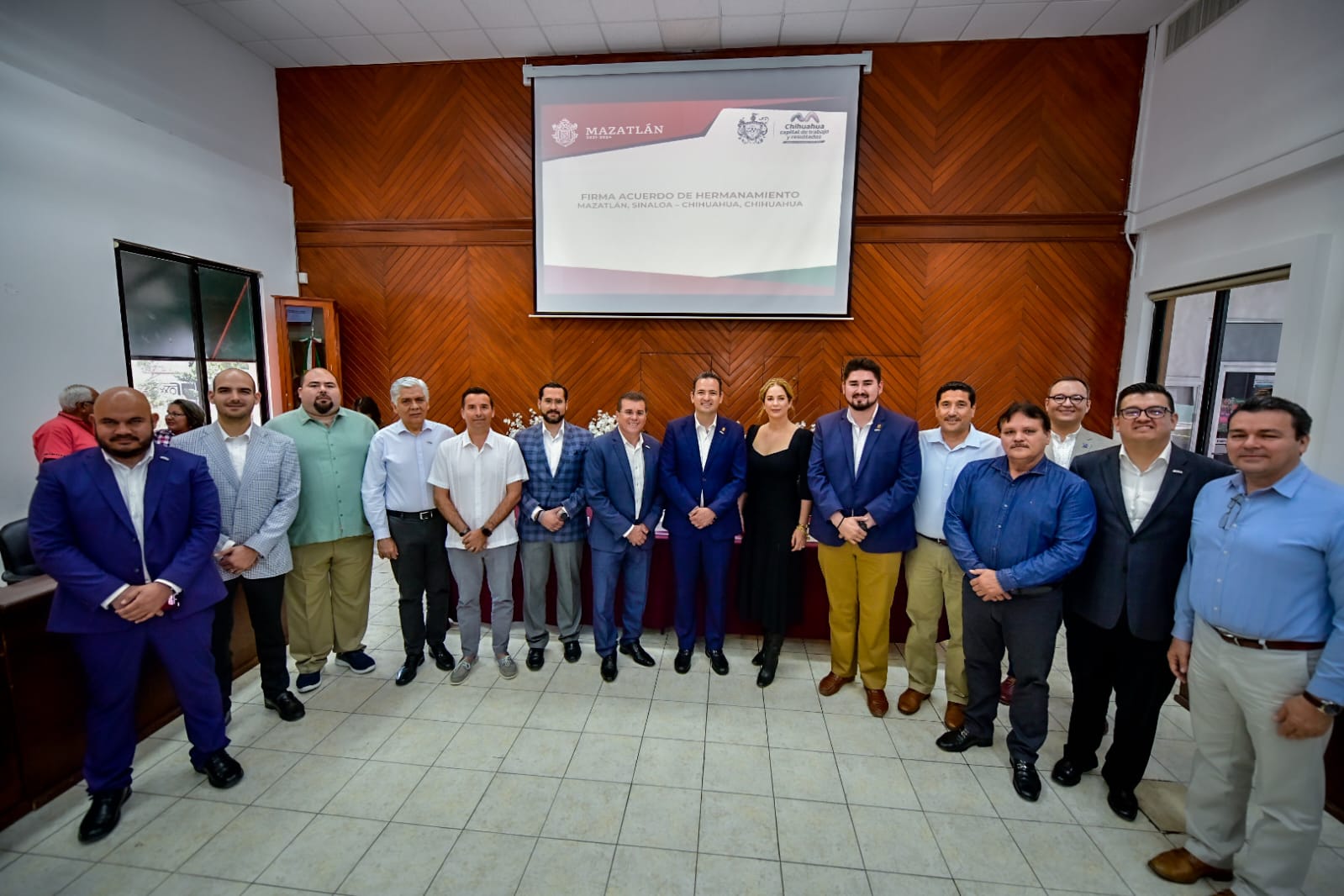 Mazatlán y Chihuahua formalizan hermanamiento, les permitirá impulsar el desarrollo económico y turístico de ambas ciudades.