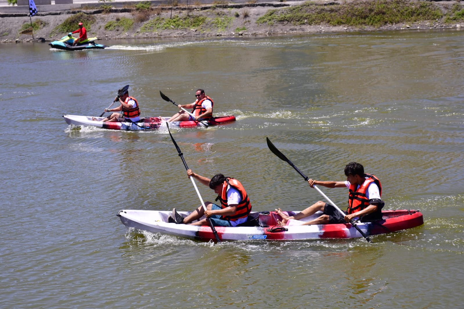 Parque Central realizó la Primera Carrera Recreativa de Kayaks Mazatlán 2022