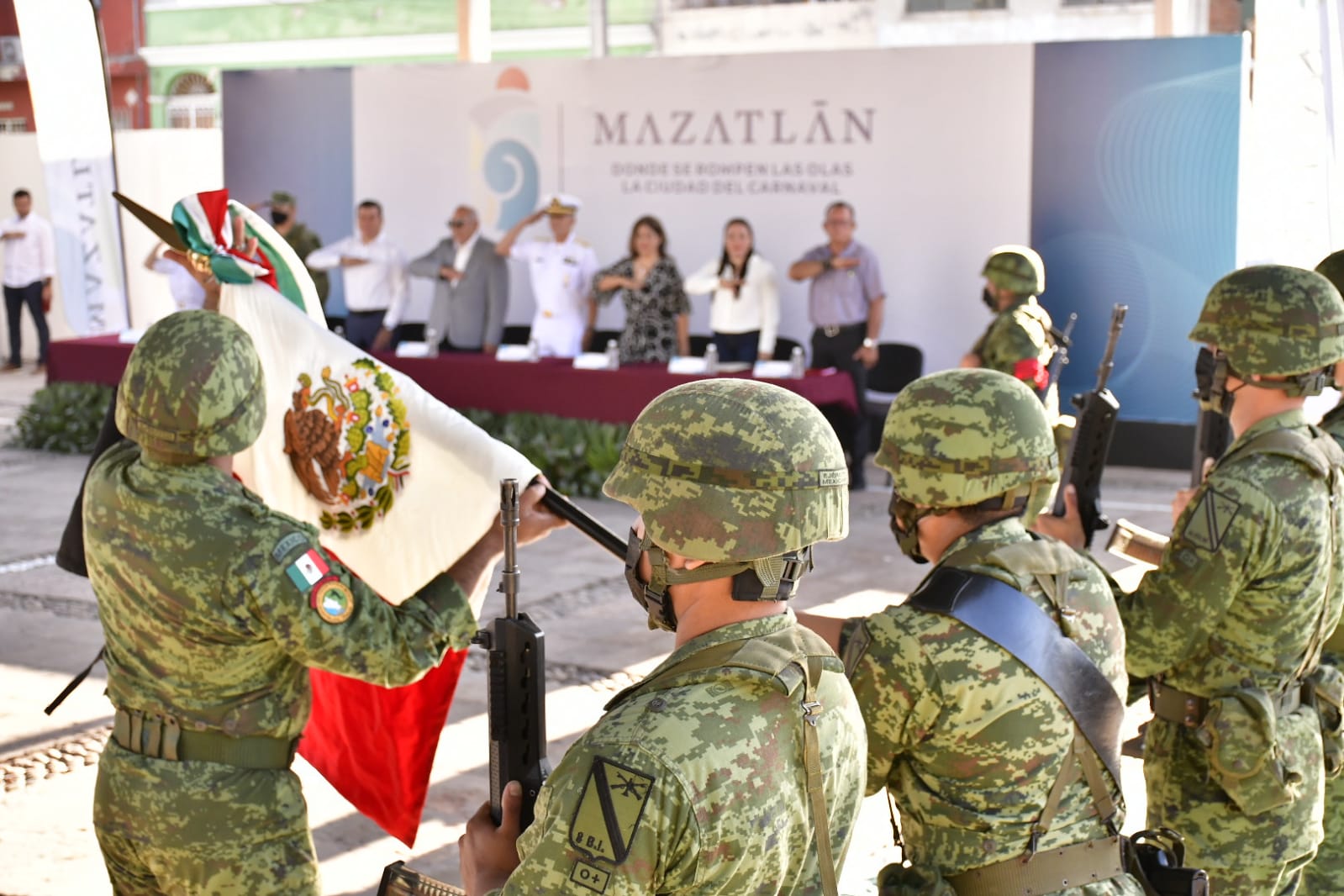 Gobierno Municipal reinicia Lunes Cívicos en escuelas