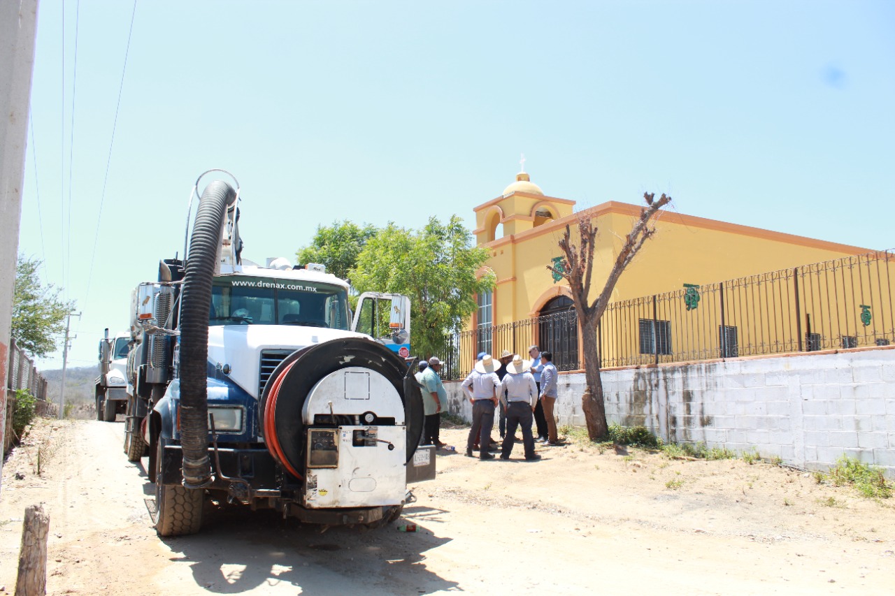 Revisa JUMAPAM situación del sistema de drenaje en El Placer para rehabilitarlo