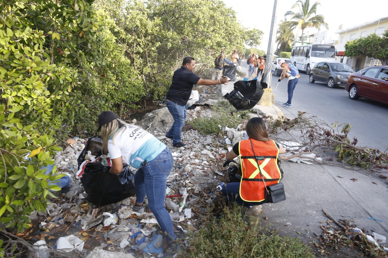 Ayuntamiento de Mazatlán arranca campaña “En temporada de lluvias, que el agua fluya”