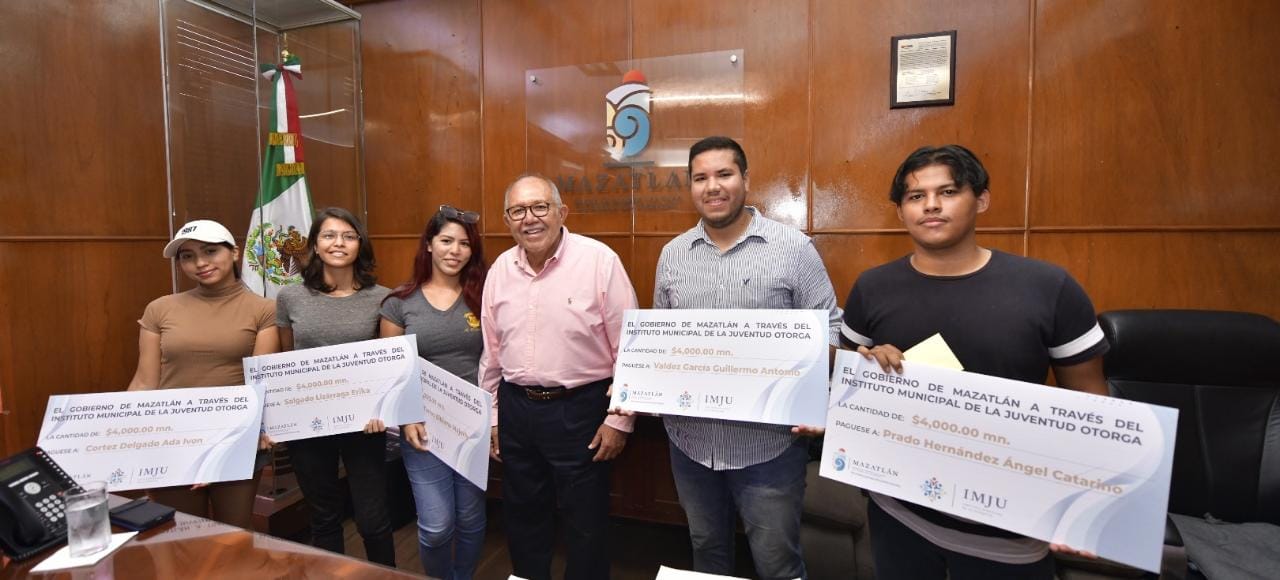 Gobierno Municipal brinda apoyo a universitarios que participarán en Verano Científico
