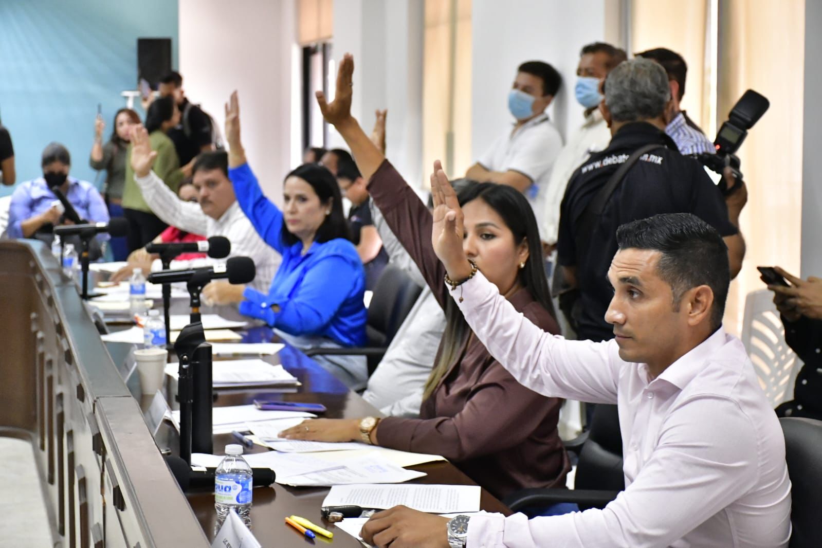Aprueban Regidores del Cabildo jubilaciones y pensiones por retiro de 6 trabajadores del Ayuntamiento