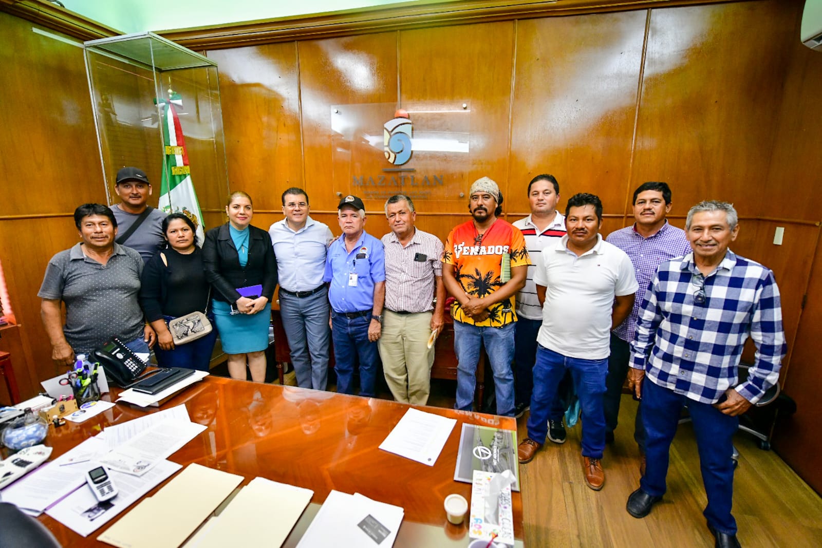 Vendedores de playa confían en el gobierno de Mazatlán*