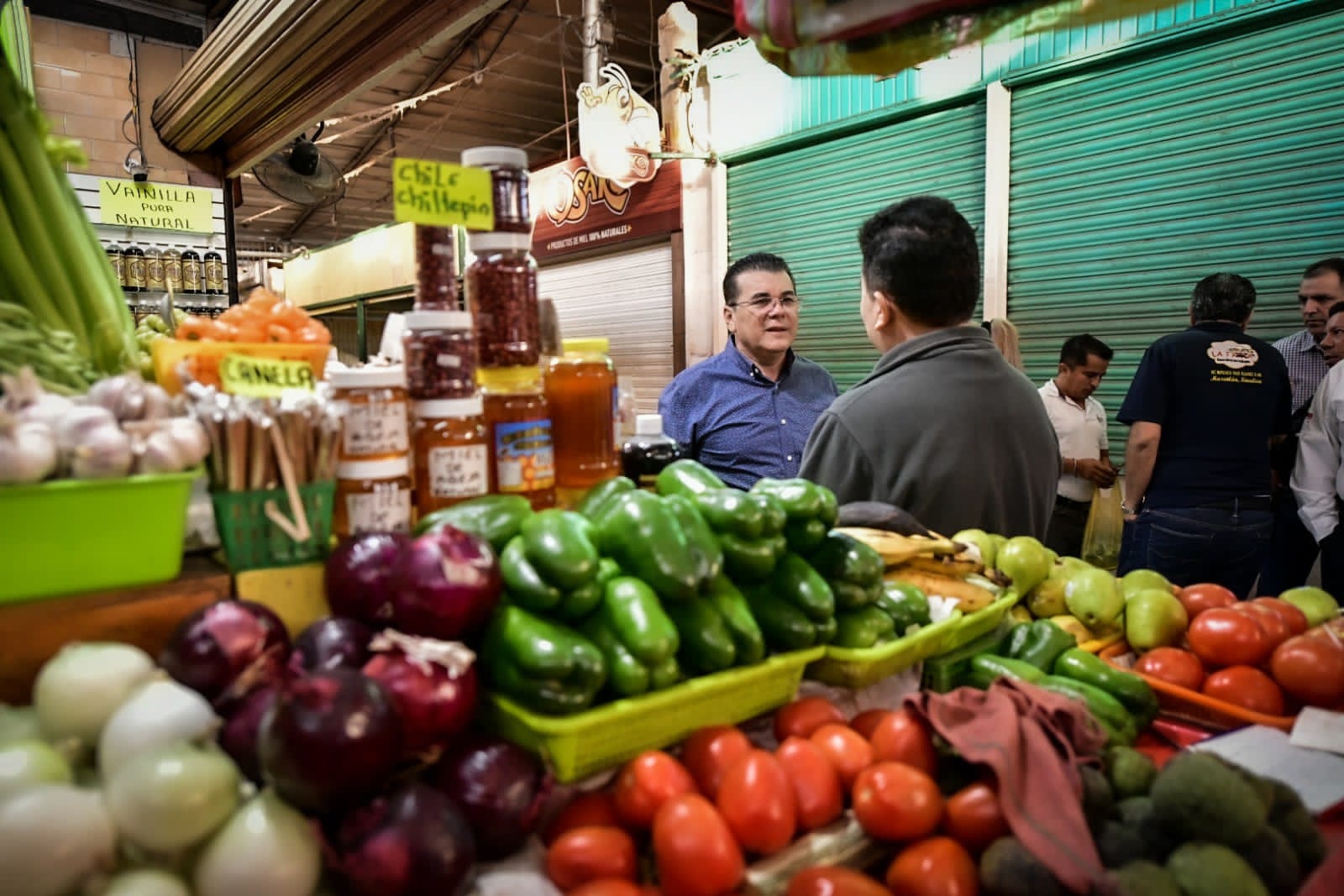 Agradecen locatarios del mercado municipal Pino Suárez acercamiento y apertura del Alcalde, Edgar González Zatarain*