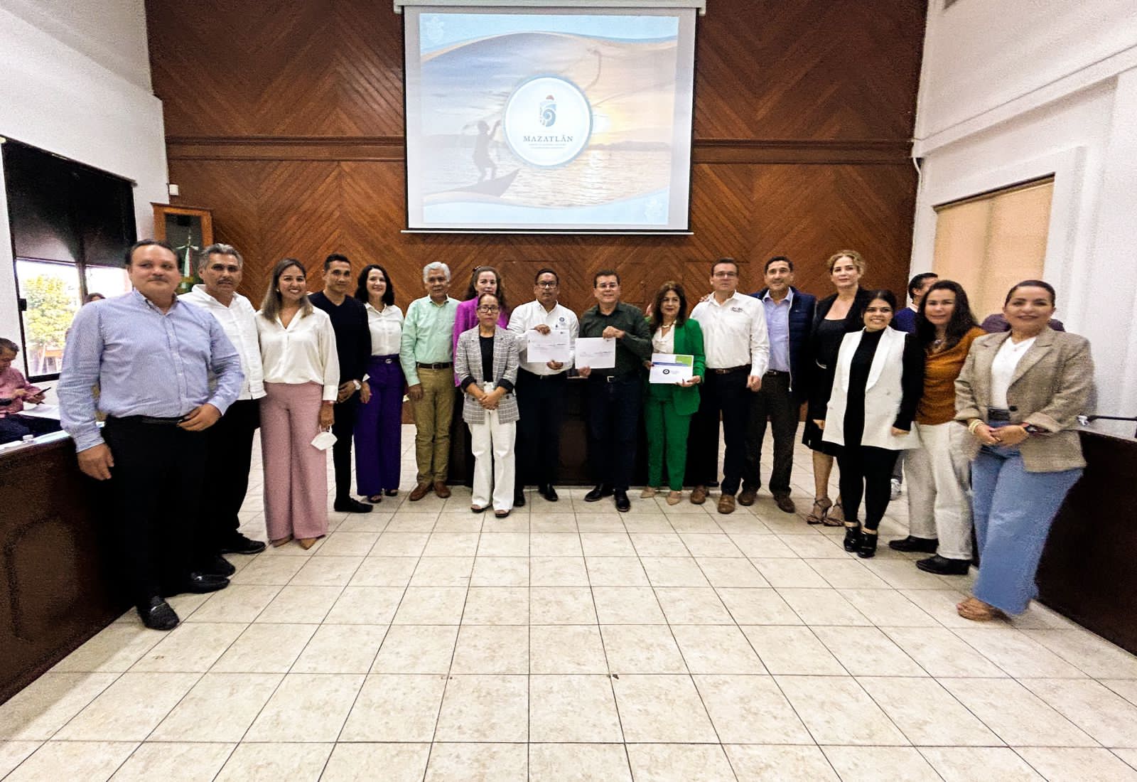 Gobierno Municipal y Observatorio Ciudadano firman compromiso para trabajar de la mano en la Agenda Ciudadana Anticorrupción.