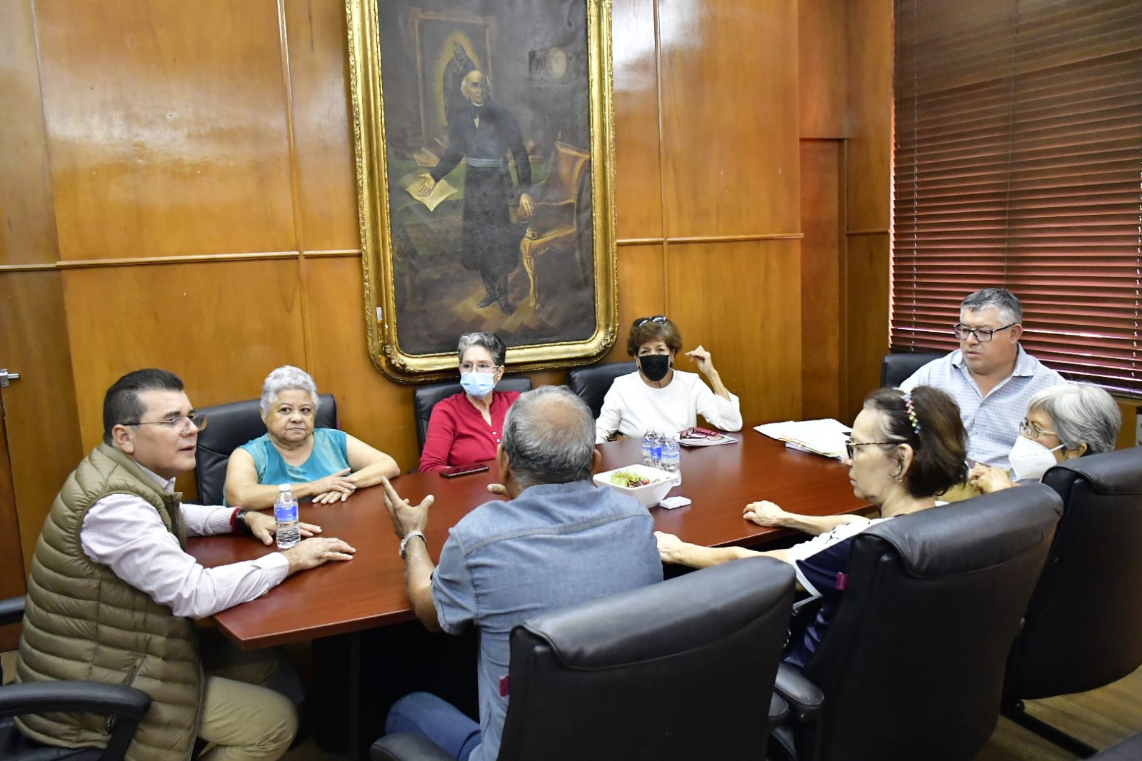 Vecinos de El Toreo agradecen al Gobierno Municipal por atender necesidades de la población en obras y acciones sociales.