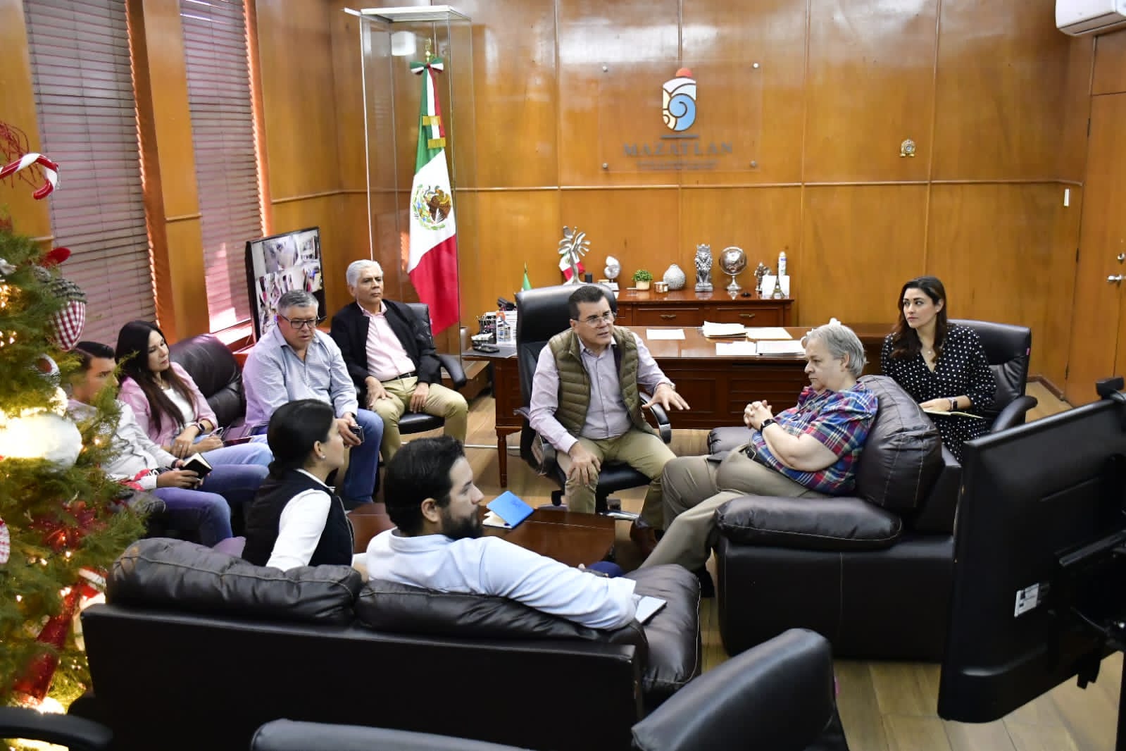 Avanzan proyectos arquitectónicos para ejecutar el Programa de Mejoramiento Urbano en beneficio de Mazatlán