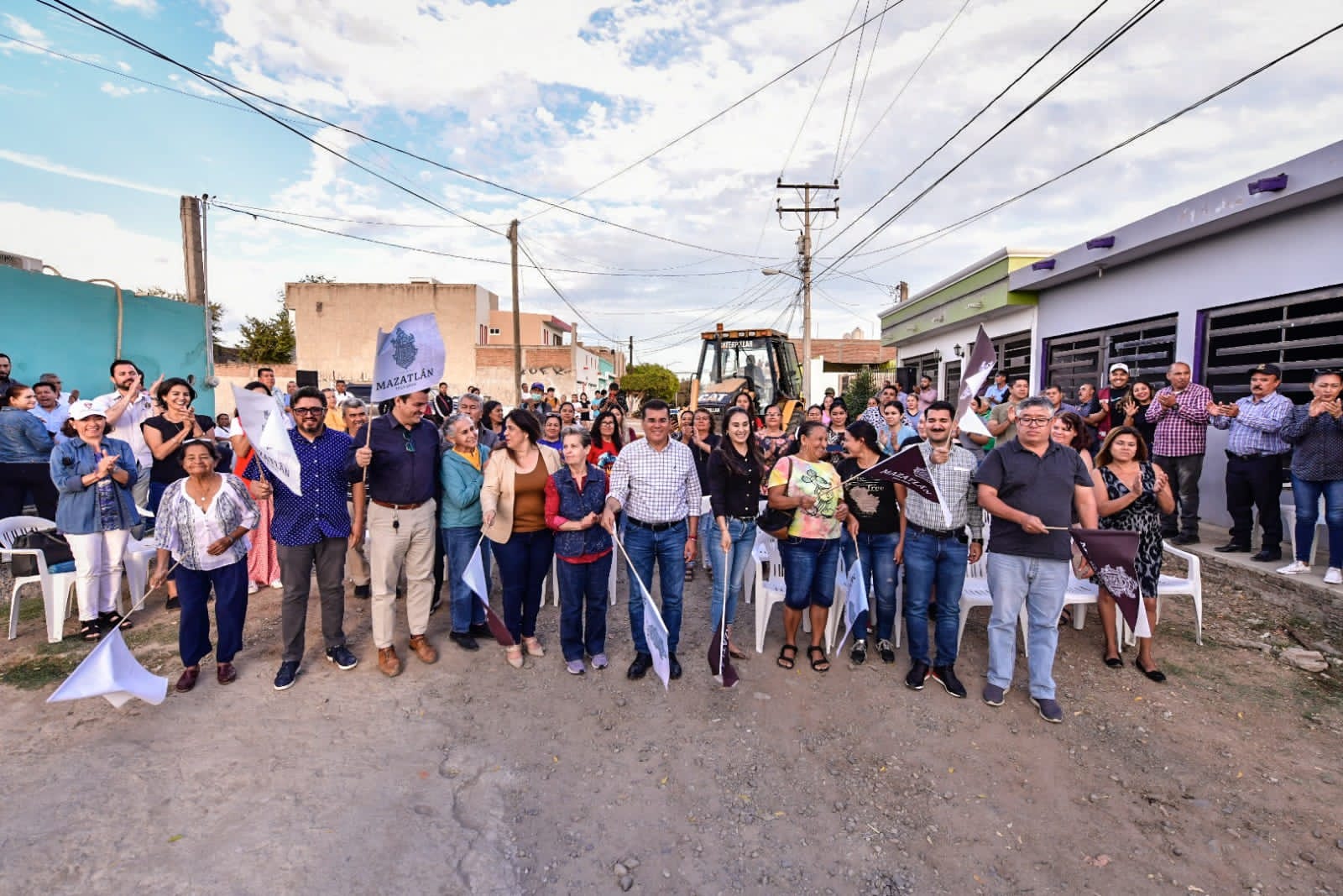 Más de 60 familias son beneficiados con obra de pavimentación en Valles del Ejido