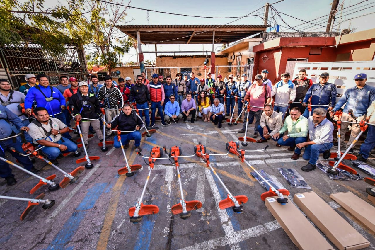 Recibe Parques y Jardines equipamiento nuevo.
