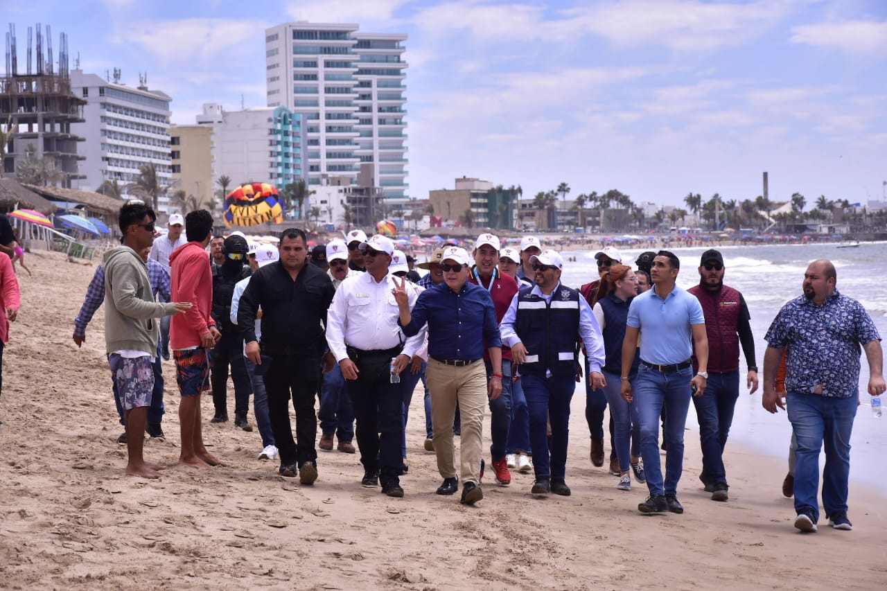 Autoridades recorren zonas de playa durante el primer día de Semana Santa