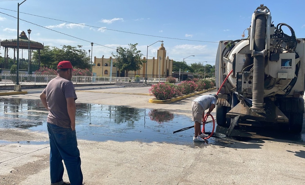 Efectúa JUMAPAM trabajos en alcantarillado de La Noria y San Marcos.