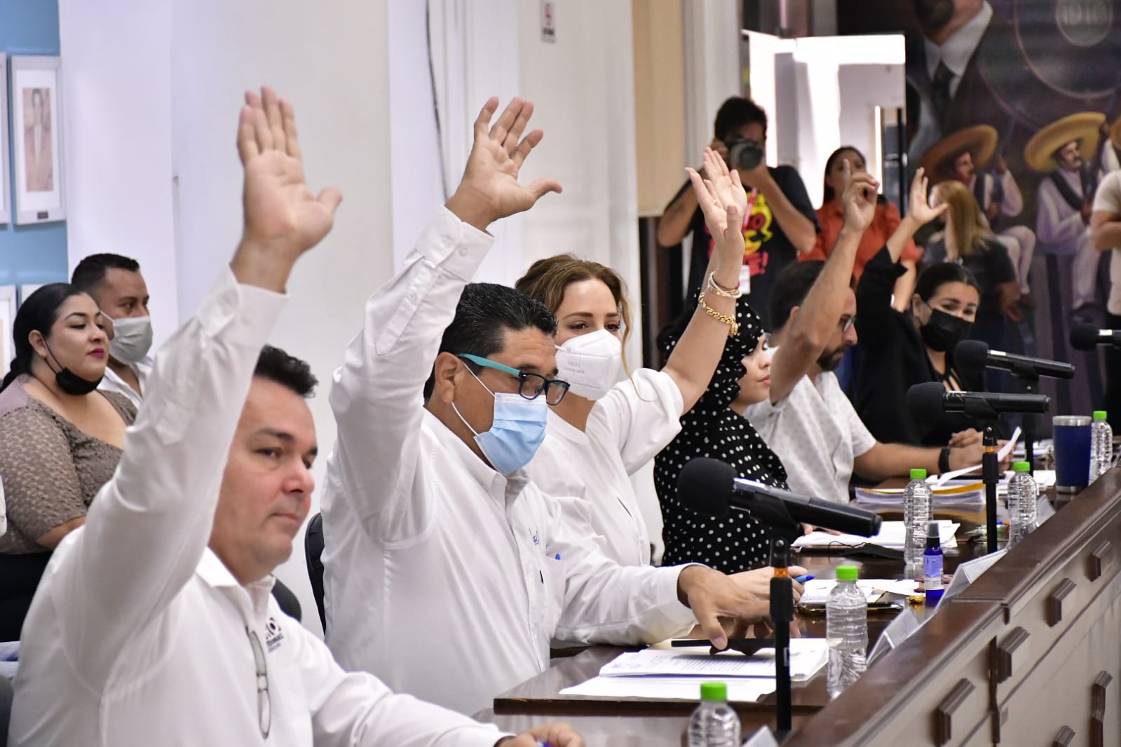 Regidores del Cabildo otorgarán reconocimiento al mérito femenino.