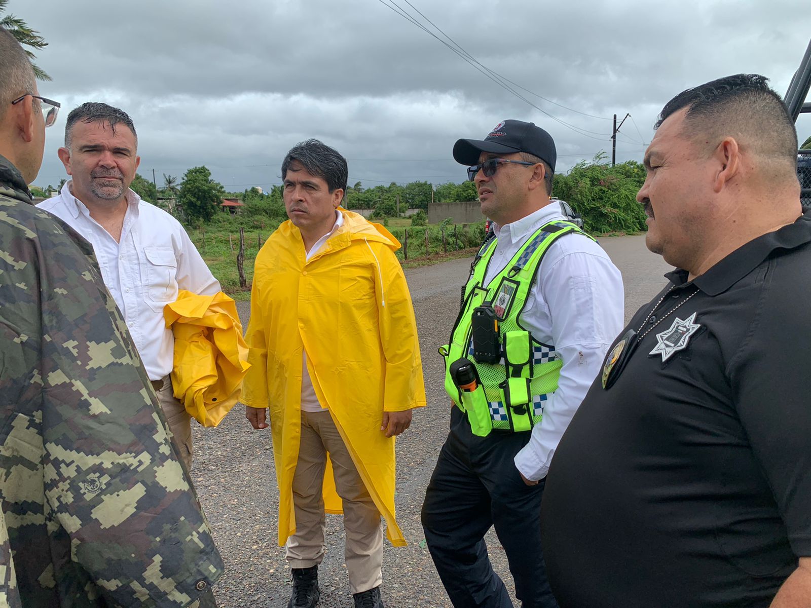 Supervisan comunidades y albergues de la zona rural SSP y Protección Civil.