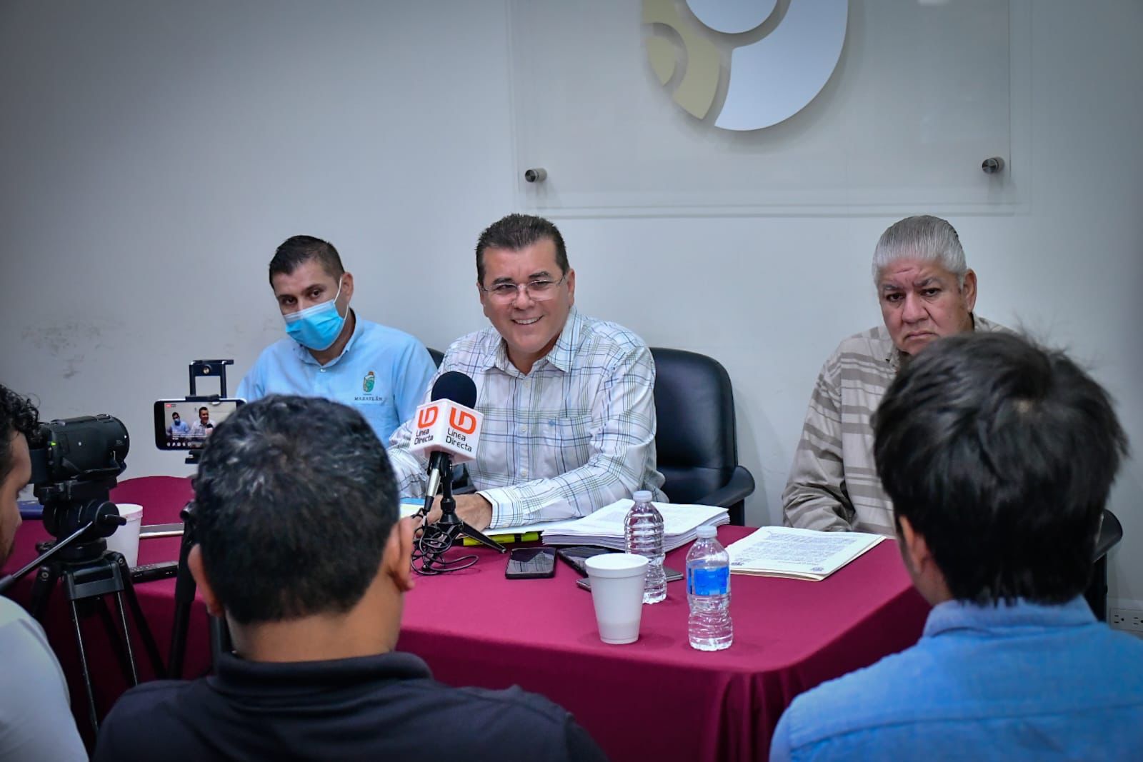 Gobierno Municipal desclasifica documento de rescisión del contrato de compra de luminarias con Azteca Lighting.