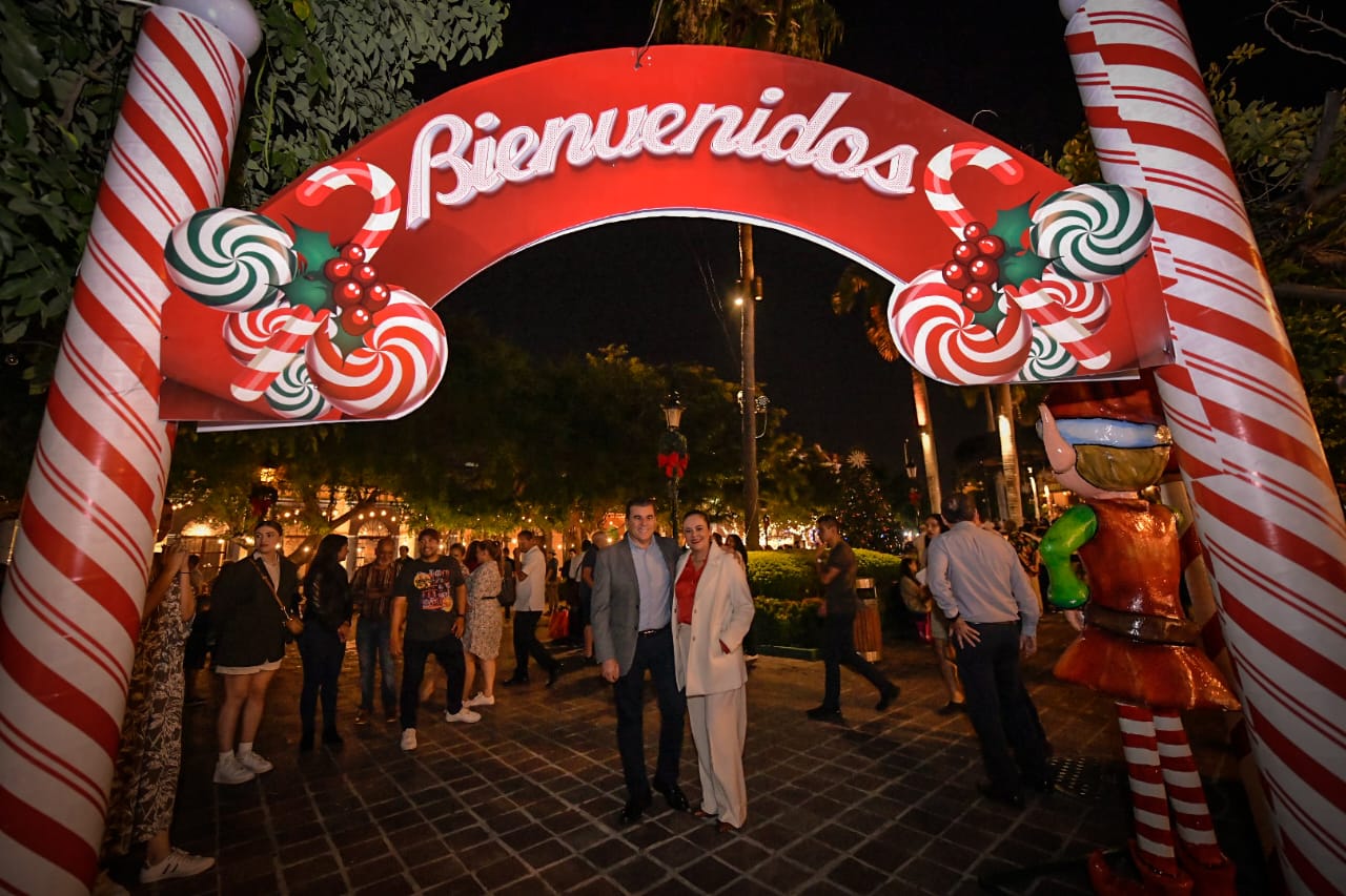 Llega la magia de la Navidad a la Plazuela Machado.