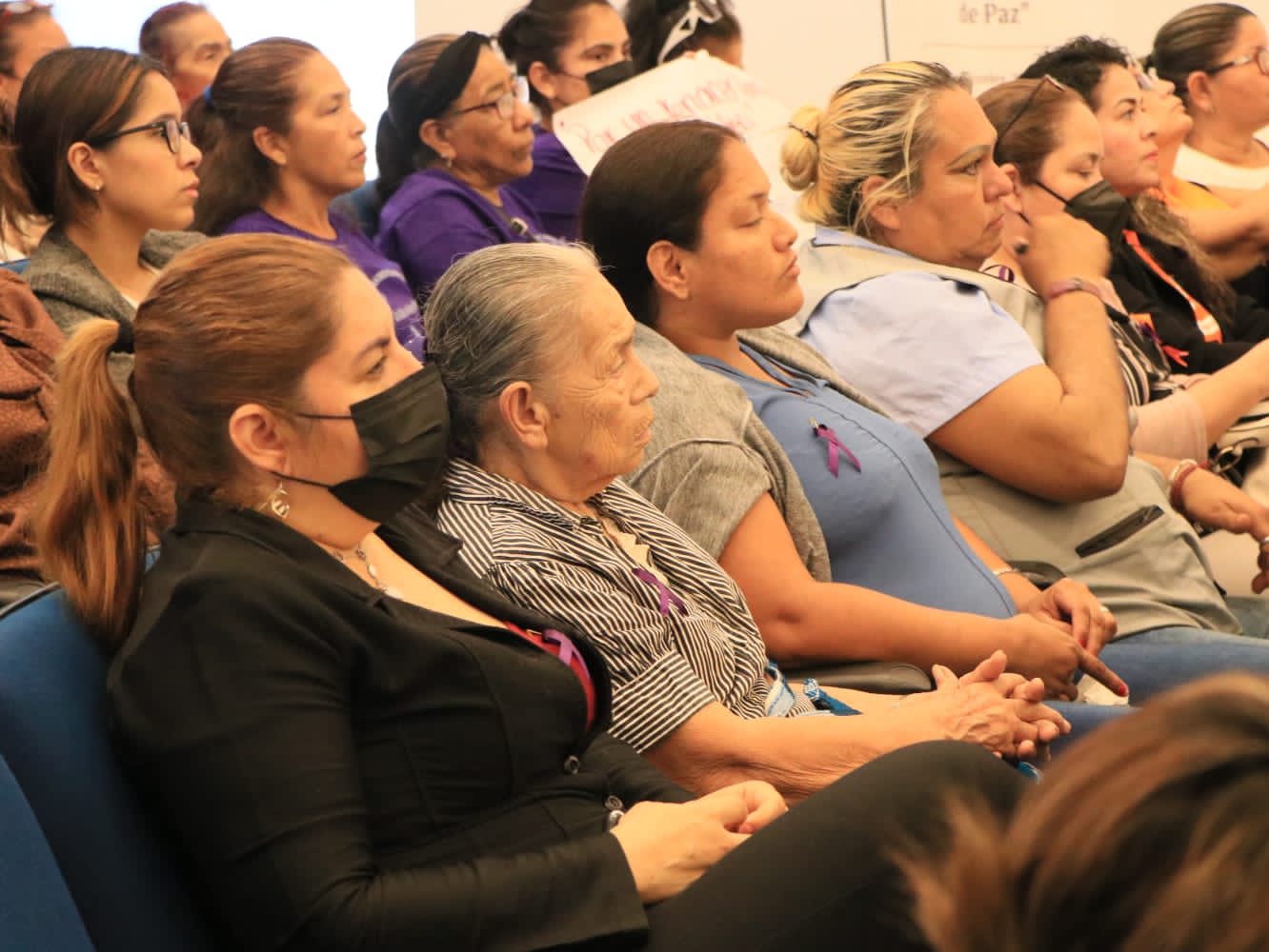 Mujeres constructoras de paz son escuchadas por la autoridad municipal en foro realizado en Mazatlán