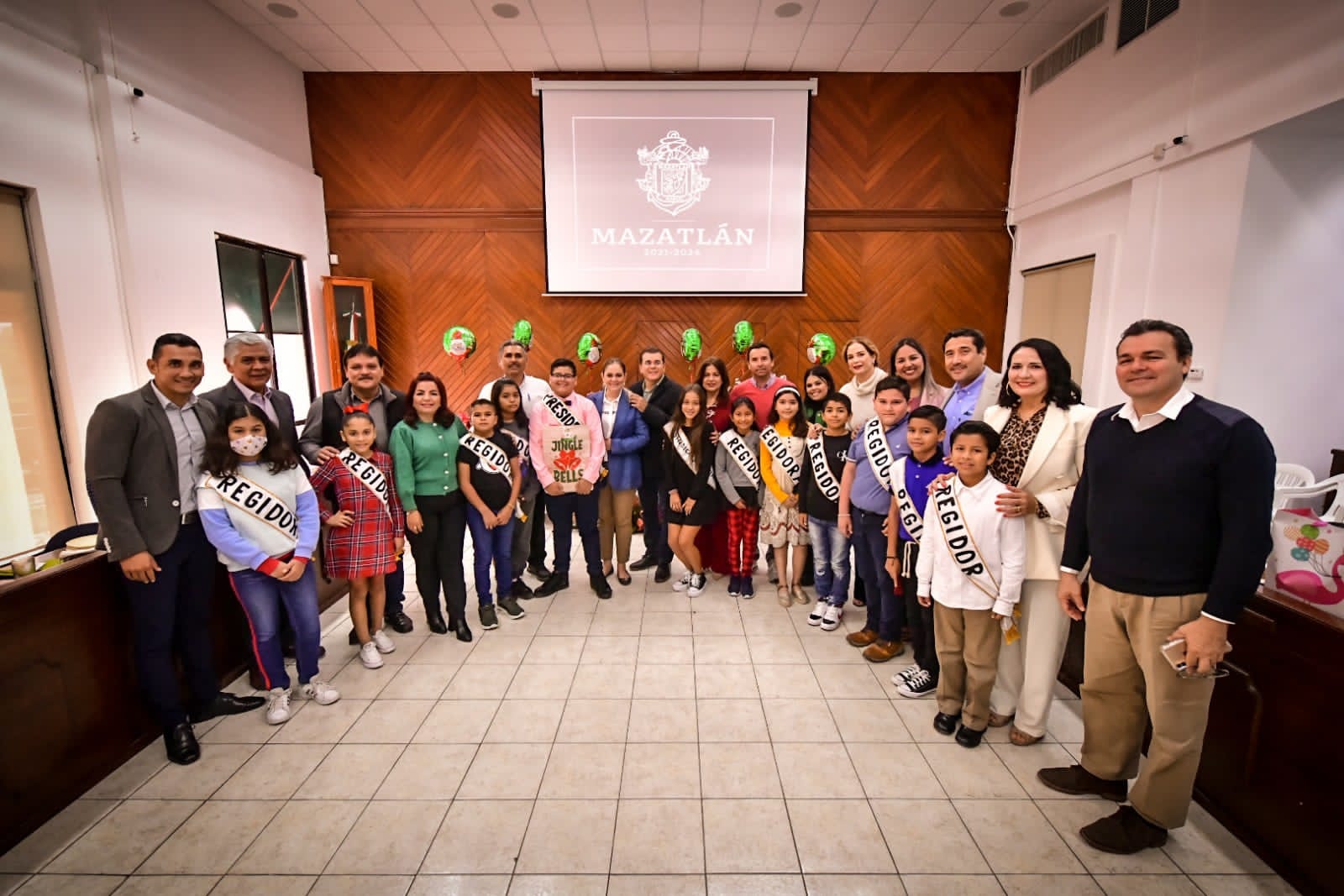 Conviven autoridades municipales con integrantes del Cabildo Infantil 2022