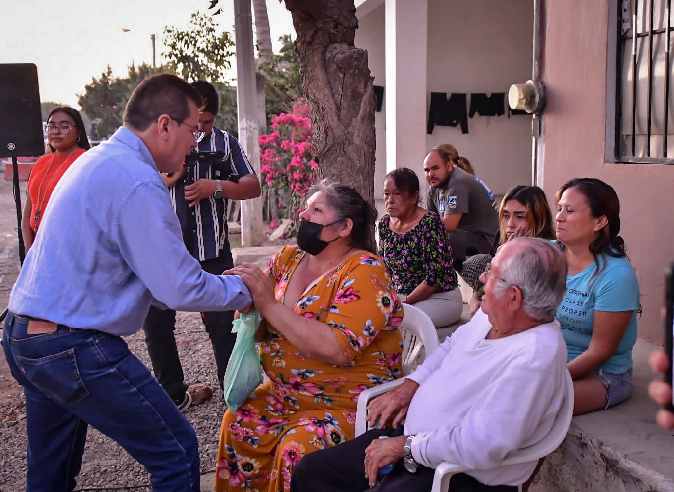 ”Les vamos a dar servicios públicos de calidad, dignos”, asegura Alcalde a habitantes de la colonia Felicidad