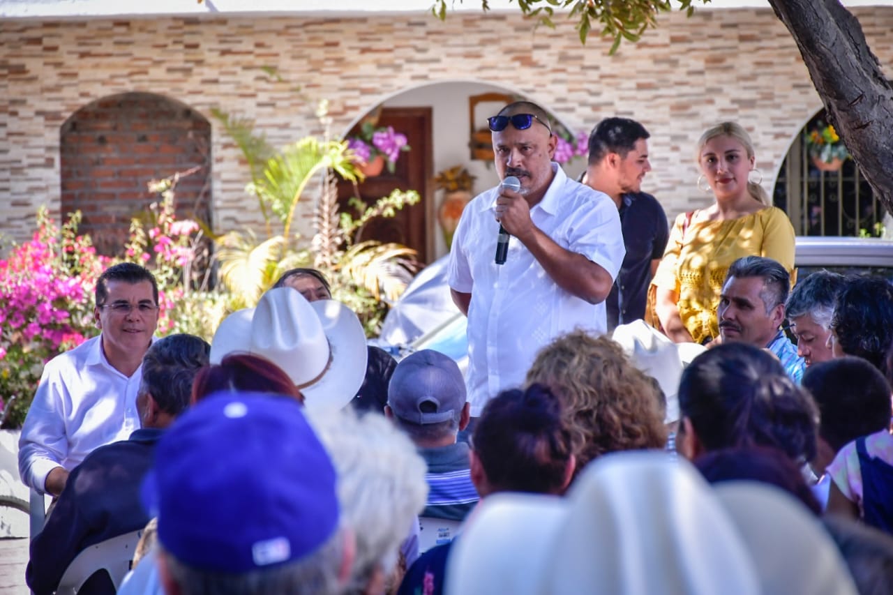 Con plazuela nueva y apoyo al deporte serán beneficiados El Guayabo y El Roble