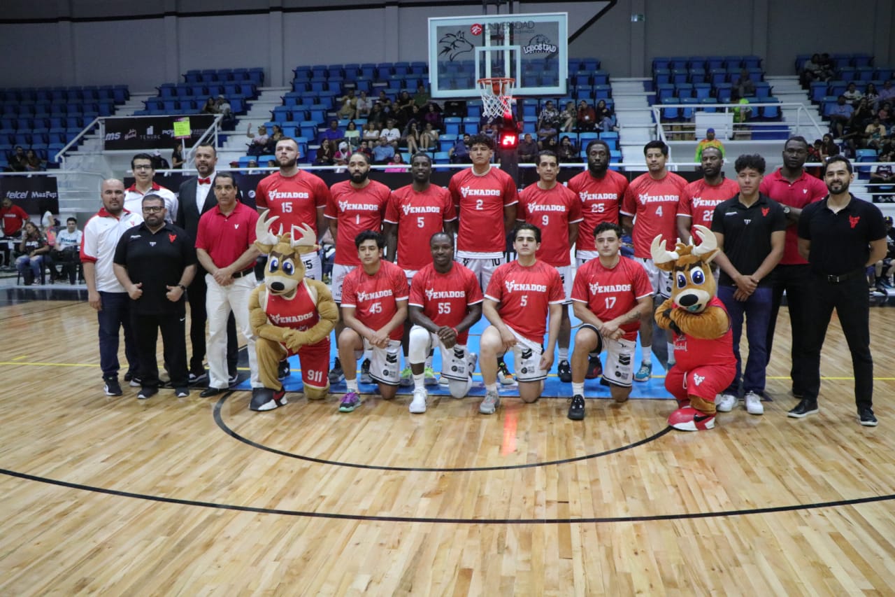 Alcalde Edgar González inaugura temporada de Venados Basketball 202