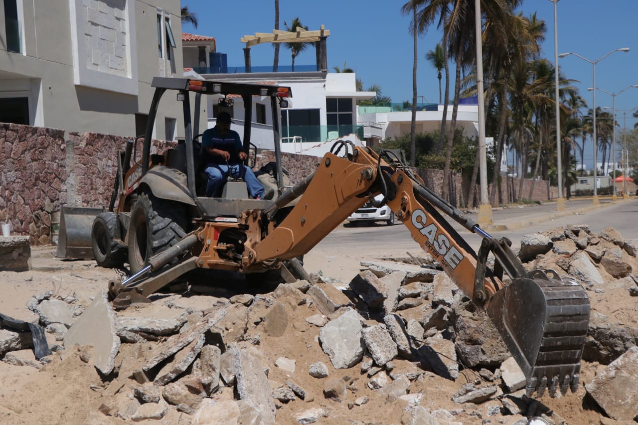 Mejoran accesos a playa previo al periodo vacacional
