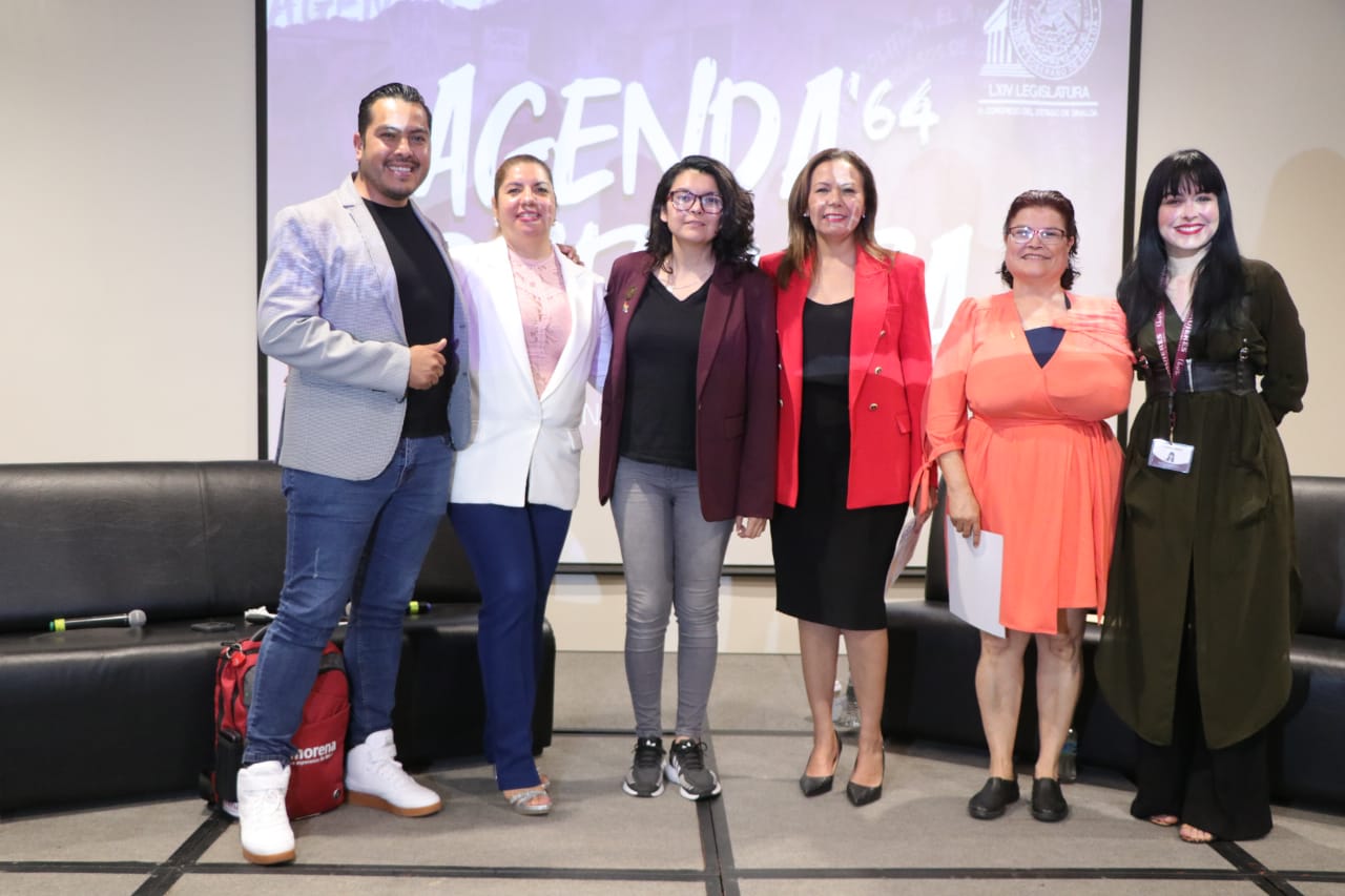 Concluyen actividades de la agenda púrpura ’64 seminario con una gran asistencia de jóvenes