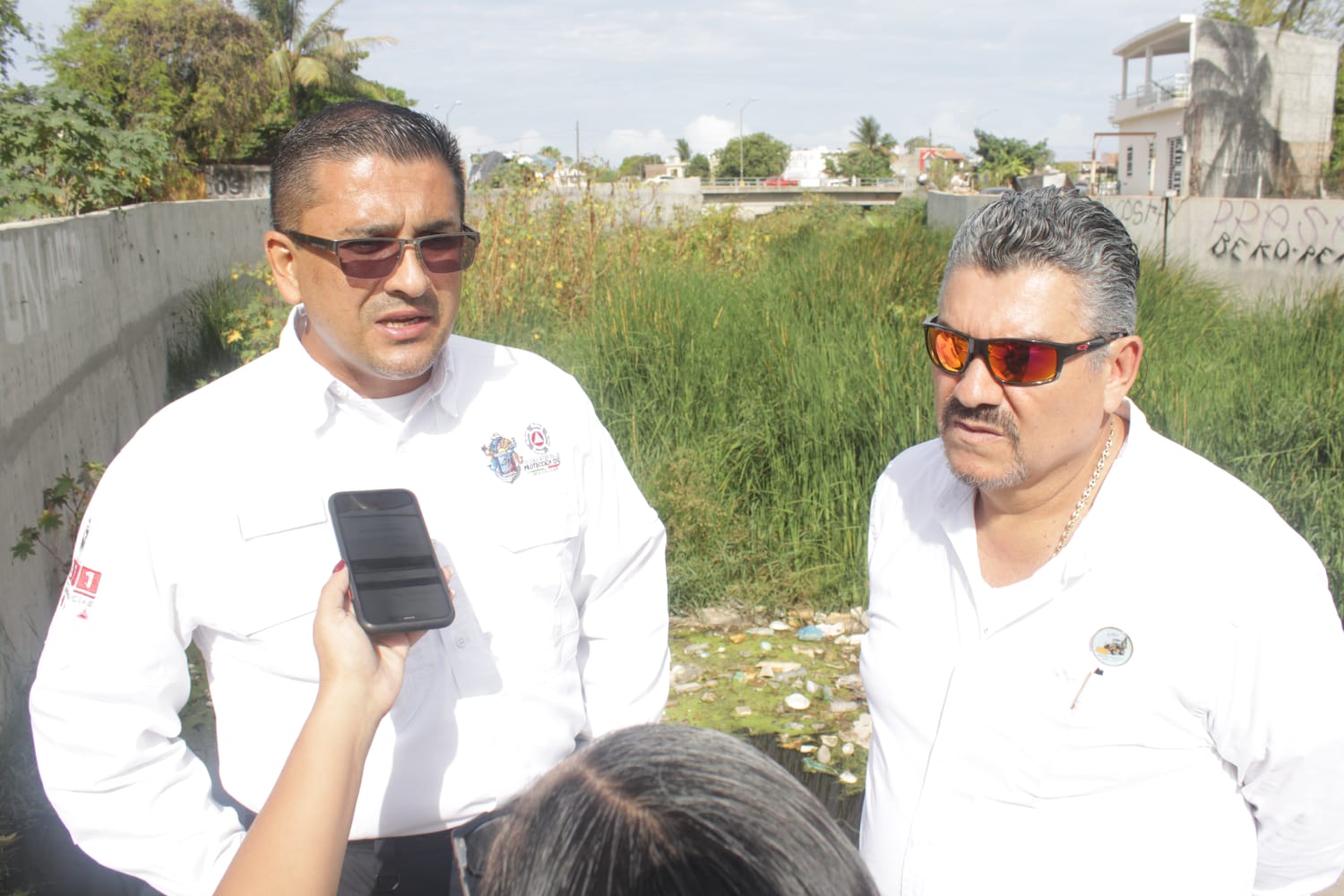 Continúa Gobierno Municipal con la limpieza en canales pluviales